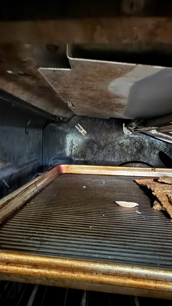 Interior of GE oven inspected for overheating in Livermore CA