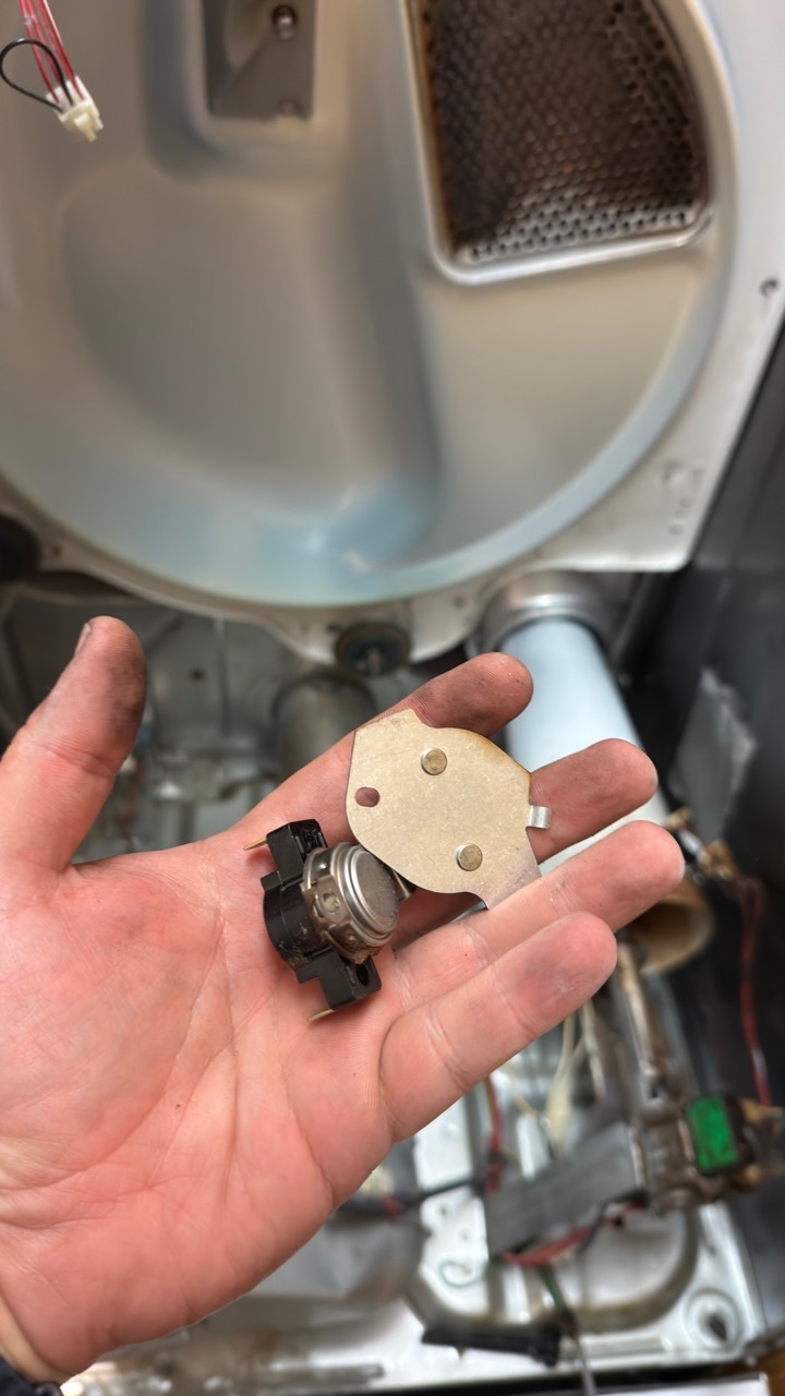 Removed high-limit thermostat and thermal cutoff from Whirlpool dryer WGD95HEDC0 in Union City